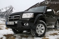 Vezettük: Ford Ranger 2,5 TDCi 78