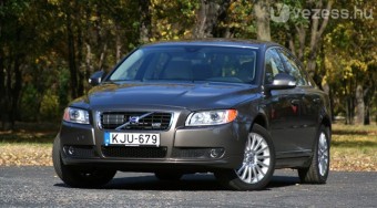 Teszt: Volvo S80 V8