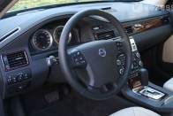 Teszt: Volvo S80 V8 34