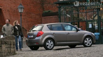 Teszt: Kia Ceed 1.6 CRDi EX