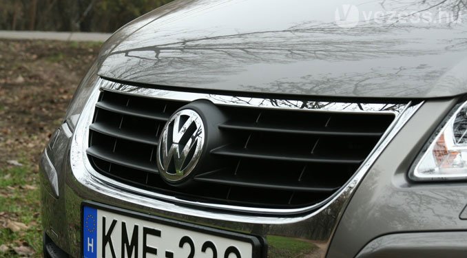 Teszt: Volkswagen Touran TSI 17