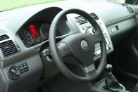 Teszt: Volkswagen Touran TSI 47