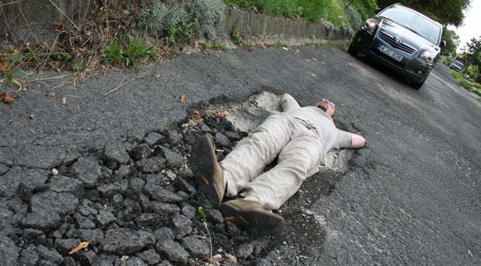 Megkezdődtek az útfelújítások