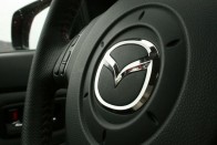 Teszt: Mazda3 MPS 32