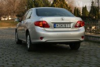 Teszt: Toyota Corolla 1.4 D-4D 38