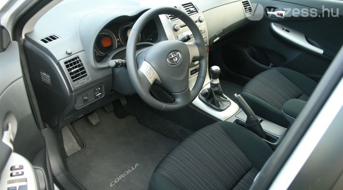 Teszt: Toyota Corolla 1.4 D-4D 23