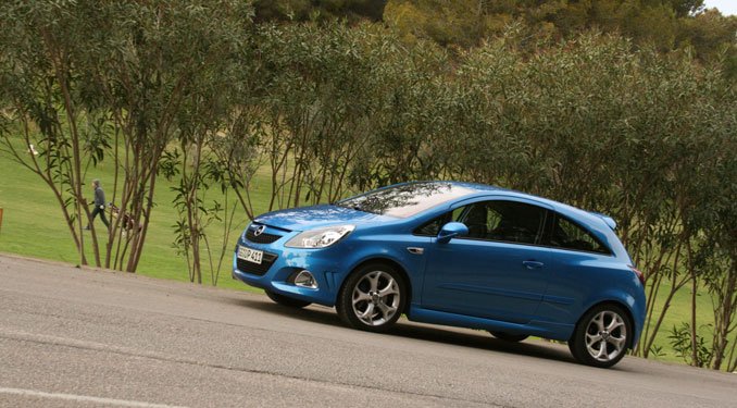 Vezettük: Opel Corsa OPC 10