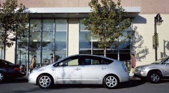 Beszállt a politikába a Toyota