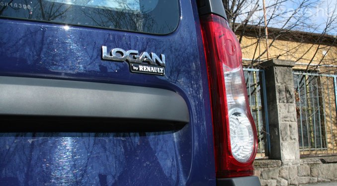 Teszt: Dacia Logan 1.4 MCV 23