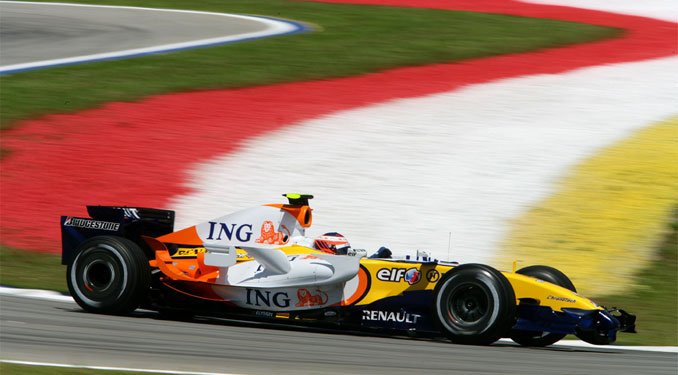 Kovalainen az élen az utolsó napon