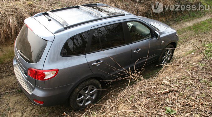 Teszt: Hyundai Santa Fe 2.2 CRDi 41