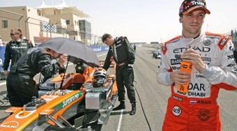 Pénze ellenére repülhet Albers