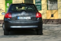 Teszt: Toyota Auris 1.6 52