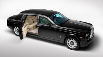 A kézigránátot is bírja az új Rolls