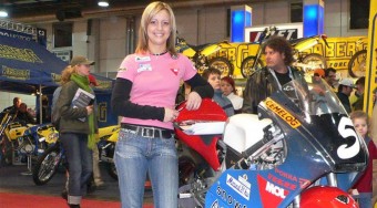 Szexi csaj lesz Talmácsi ellenfele