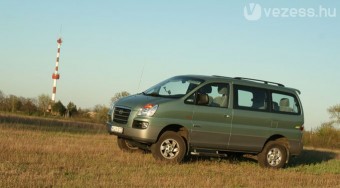 Teszt: Hyundai H-1 Starex 4X4