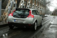 Teszt: Volvo C30 T5 80