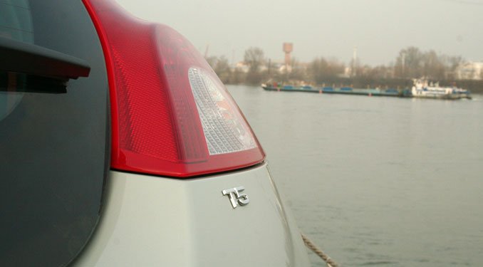 Teszt: Volvo C30 T5 28