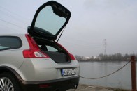 Teszt: Volvo C30 T5 57