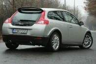 Teszt: Volvo C30 T5 46