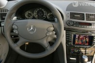 Teszt: Mercedes-Benz E63 AMG 101