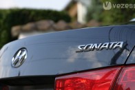 Teszt: Hyundai Sonata 2.0 CRDi Superior 83