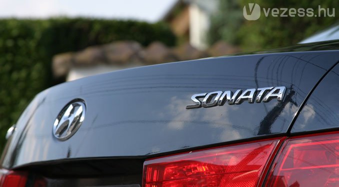 Teszt: Hyundai Sonata 2.0 CRDi Superior 41