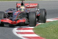 A McLarenek az élen 17