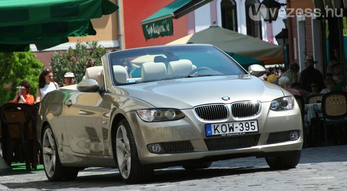 Teszt: BMW 335i Cabrio 41