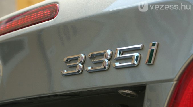 Teszt: BMW 335i Cabrio 38