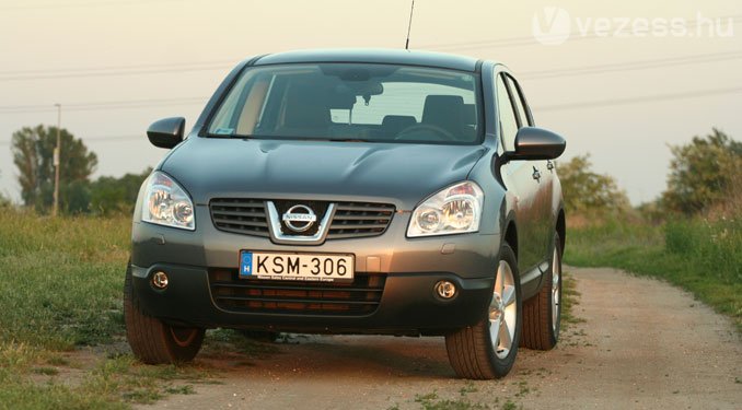 Teszt: Nissan Qashqai 1,6i 31