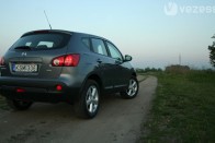 Teszt: Nissan Qashqai 1,6i 54