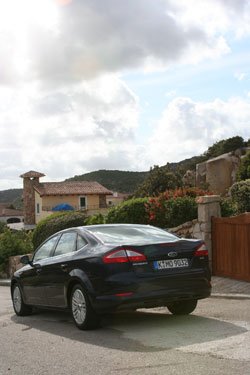 Vezettük: Ford Mondeo 2007 47