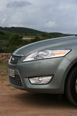 Vezettük: Ford Mondeo 2007 21