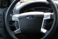 Vezettük: Ford Mondeo 2007 77