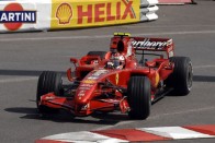 Räikkönen a leggyorsabb top pilóta