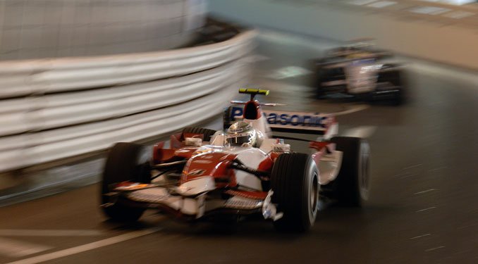 Kettős McLaren győzelem Monacóban 28