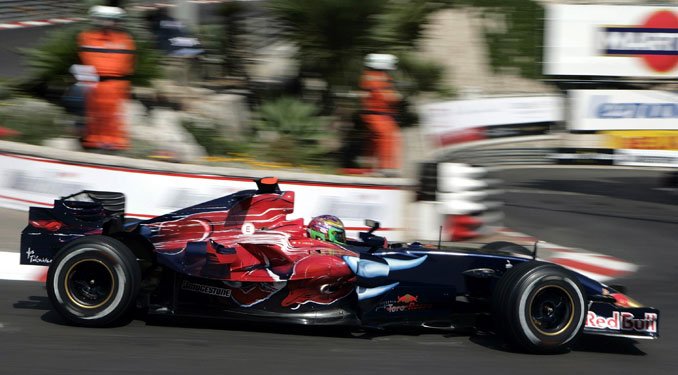 Kettős McLaren győzelem Monacóban 22