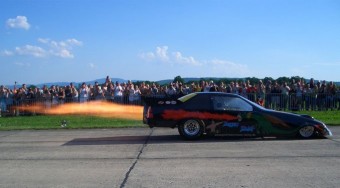 Szédületes gyorsulás