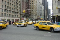 Hibrid taxik New Yorkban