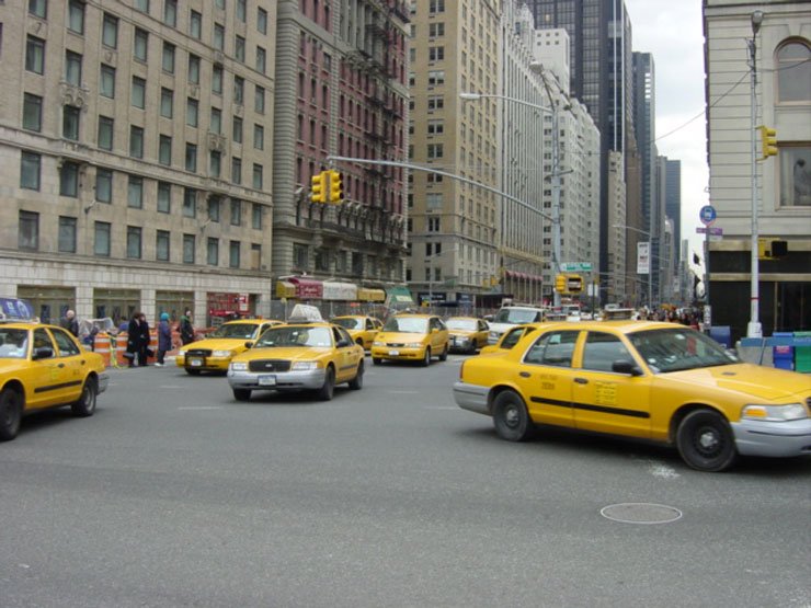 Hibrid taxik New Yorkban