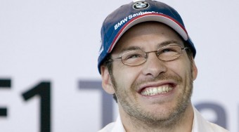 Hamilton vagdalkozik