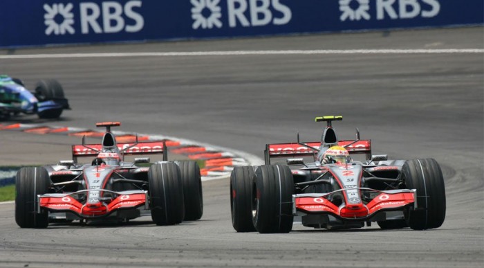 A McLarennek jót tesz a házi verseny 6 | Vezess Három verseny óta mindig nyernek