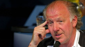 Júliusig vár a McLaren a Prodrive-ra