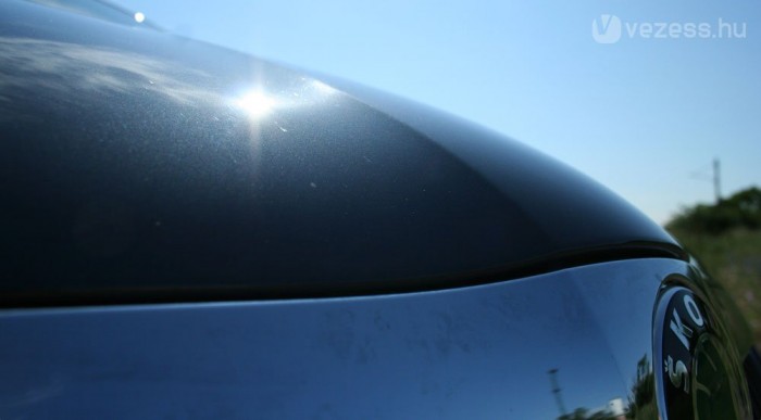 Ő az orrán hordja a púpját