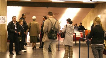 Rendőrnek öltöznek a BKV-ellenőrők