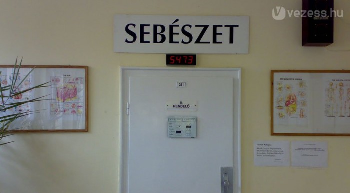 Vár a sebészet!