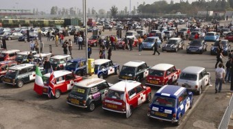 Ellepik a MINI-k Hollandiát