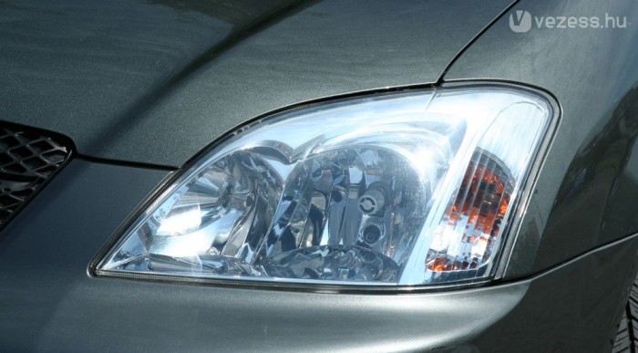 Időnként elköszönnek az izzók