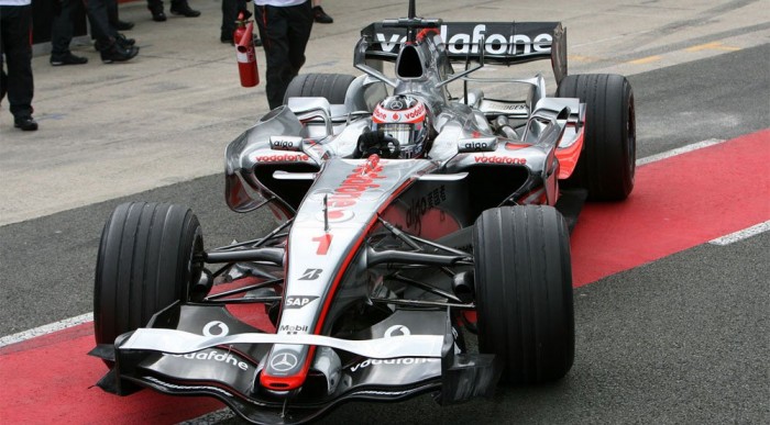 Fekete szárnyak a McLarenen?